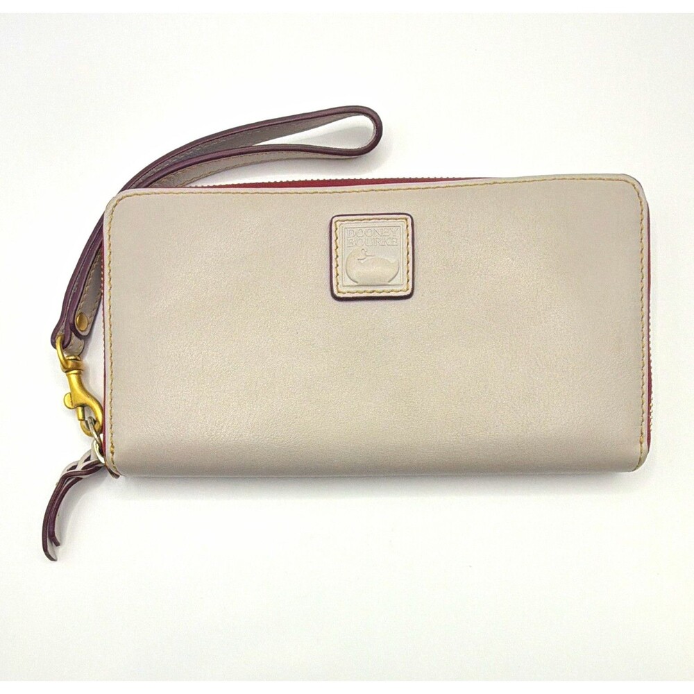 EUC Dooney & Bourke Florentine Leather Large Zip Around Wristlet Wallet Ecru